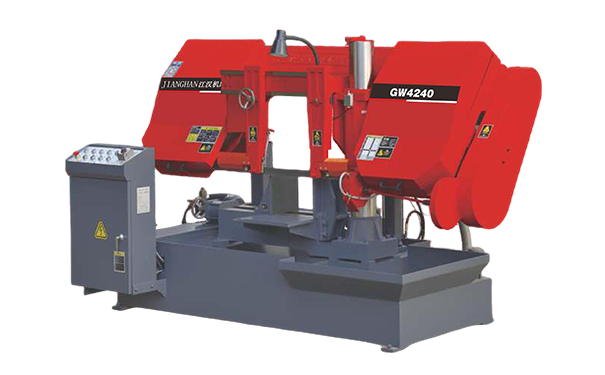 金城江GW4240双柱卧式带锯床